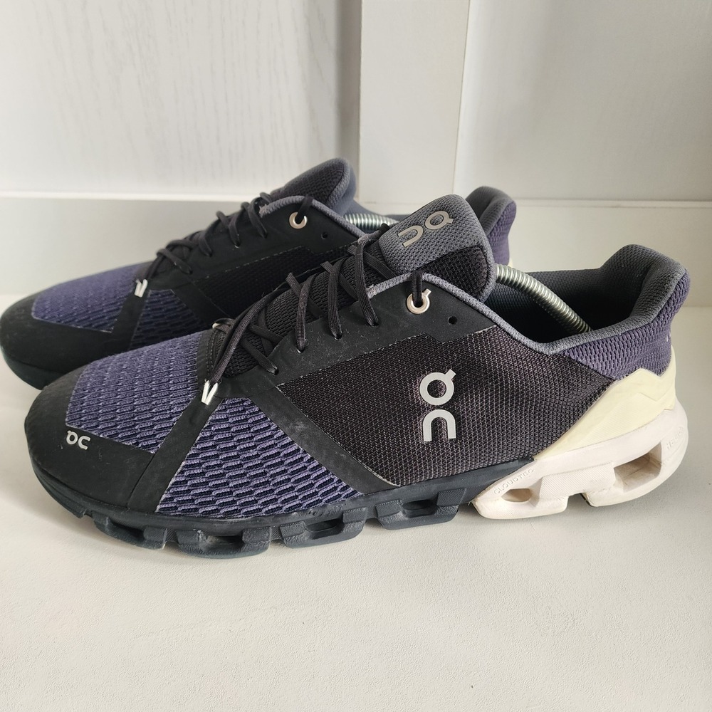 On Running Helion Cloud Flyer Men's sz 13 Athletic Shoe Sneaker Black Gray white